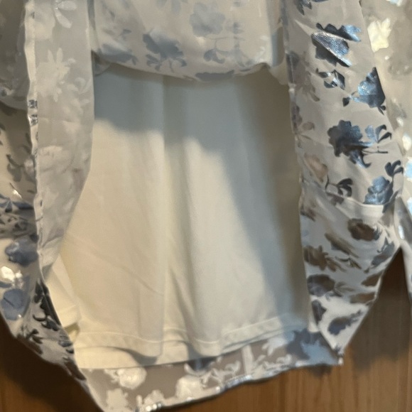 Lane Bryant White Chiffon Silver Floral Tunic Blouse - Picture 6 of 11